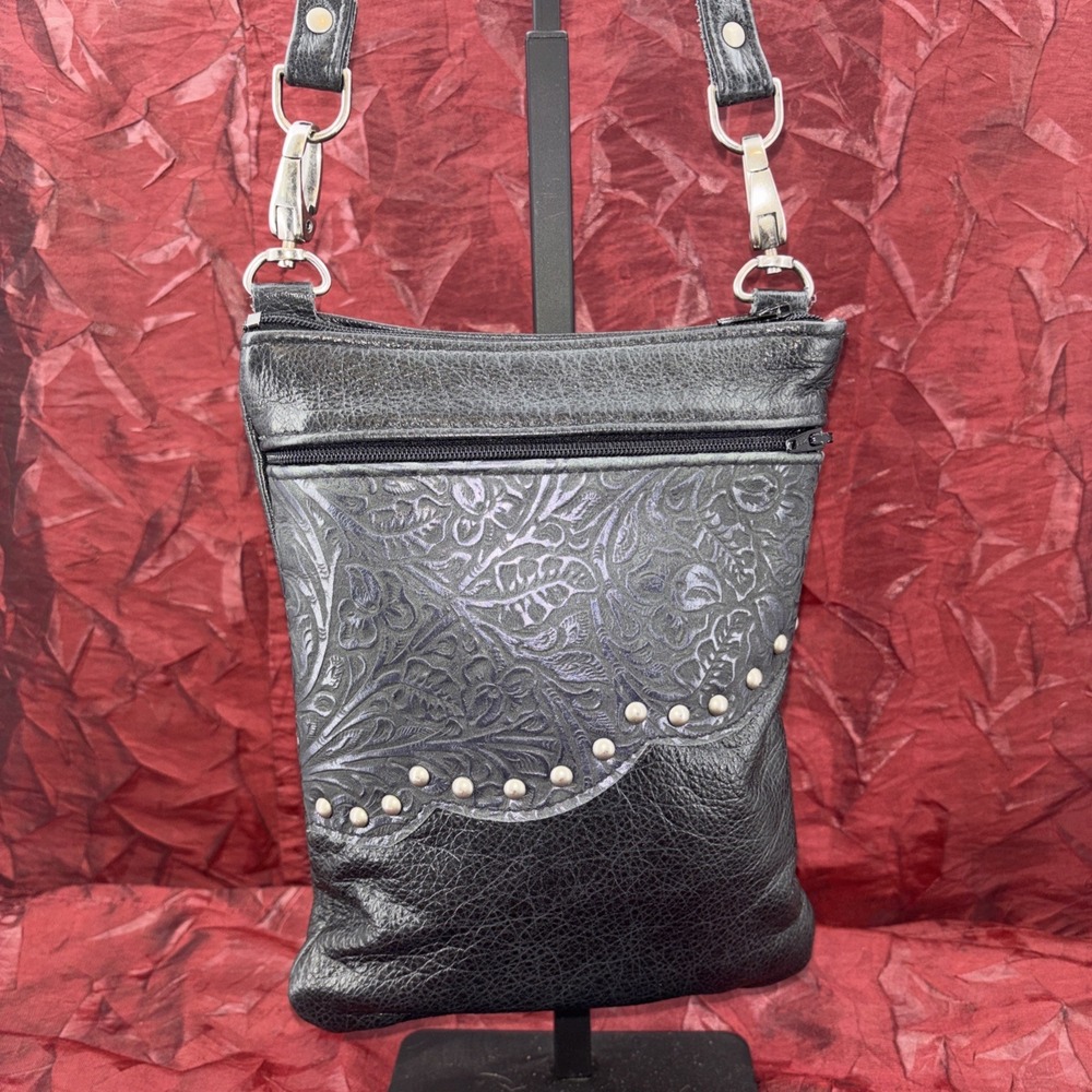 Vintage Black Tooled Leather Crossbody Satchel Camera Themed Fabric Lining EUC